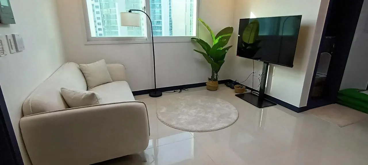 Sky House, Seoul Daire